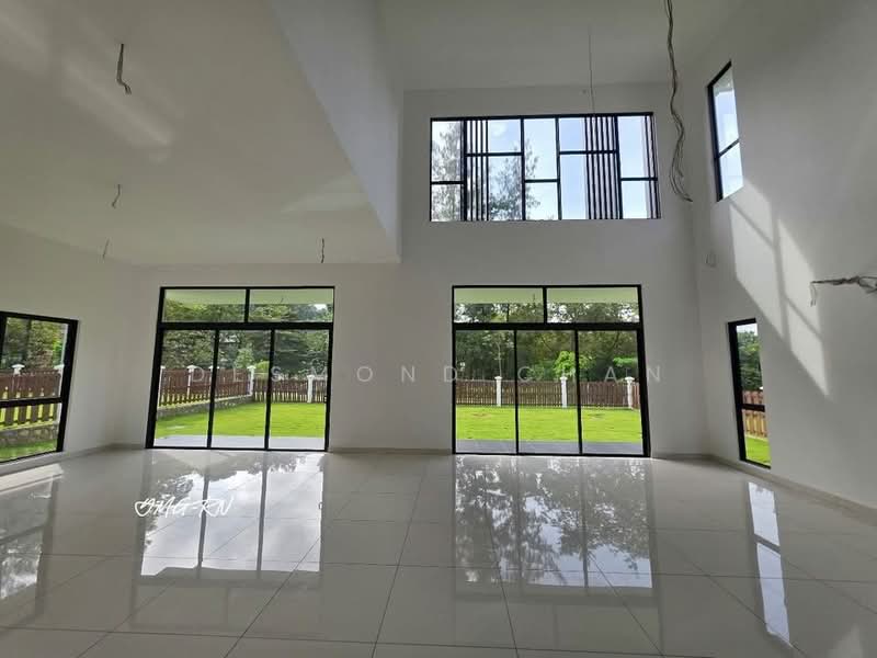 Bungalow for Sale in Setia Eco Park (Setia Alam) - Desmond Chan - Living Room - PropertyGuru.com.my