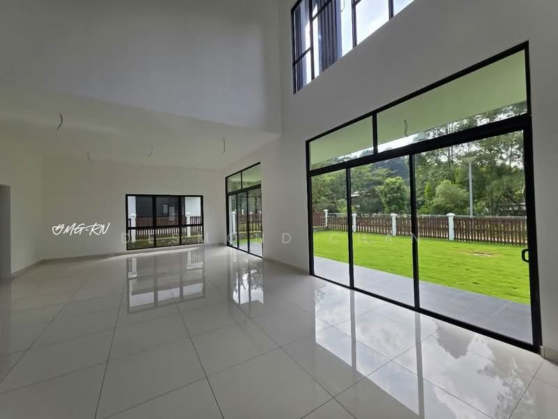 Bungalow for Sale in Setia Eco Park (Setia Alam) - Desmond Chan - Living Room - PropertyGuru.com.my