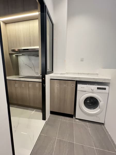 Service Residence for Sale at Veladaz Residences - Berry Choong - Kitchen - PropertyGuru.com.my