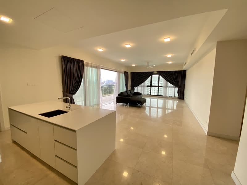 Servis Apartment untuk Dijual di The Greens - Jeremy . - Living Room - PropertyGuru.com.my