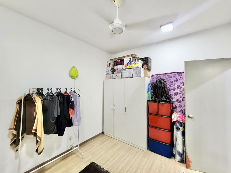 Pangsapuri untuk Dijual di Residensi Alami - Nur Alia Omar - Bedroom - PropertyGuru.com.my