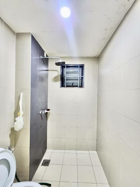 Pangsapuri untuk Dijual di Residensi Alami - Nur Alia Omar - Bathroom - PropertyGuru.com.my