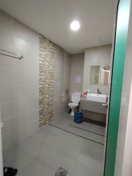 Kedai / Pejabat untuk Dijual di Kelana Jaya (Petaling Jaya) - Ng Soon Chong - Bathroom - PropertyGuru.com.my