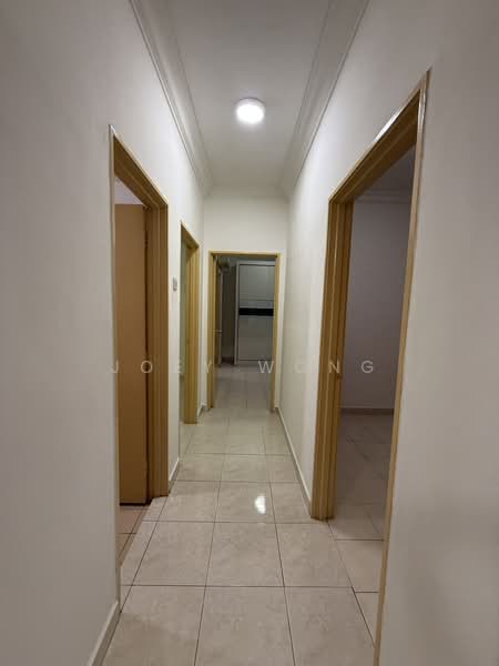 Condominium for Rent at Koi Tropika - Joey Wong - Corridor - PropertyGuru.com.my