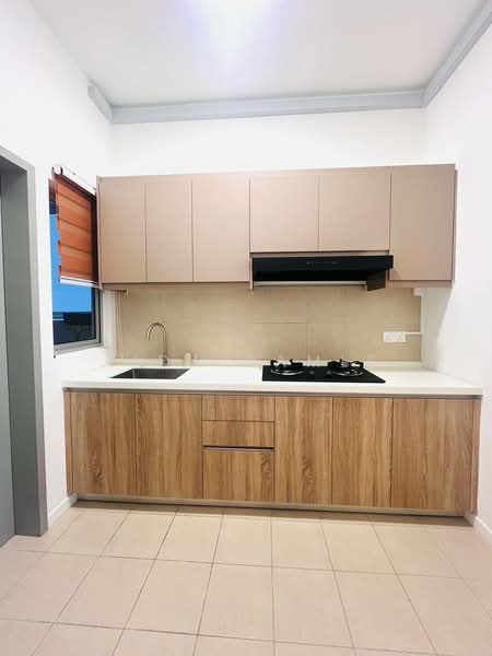 Condominium for Rent at Lakefront Residence - Aida Ramle - Kitchen - PropertyGuru.com.my