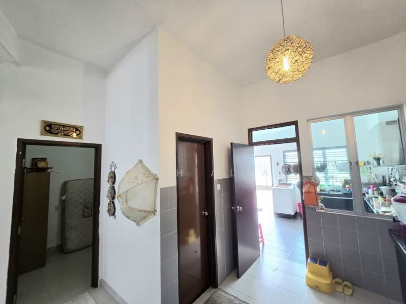 2-storey Terraced House for Sale in Bandar Teknologi Kajang (Kajang) - Izzah Alias - Interior - PropertyGuru.com.my