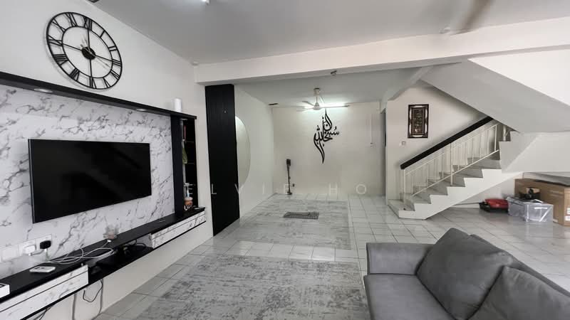 Rumah Teres 2 Tingkat untuk Dijual di Taman Cheras Prima (Kajang) - Elvie Ho - Living Room - PropertyGuru.com.my