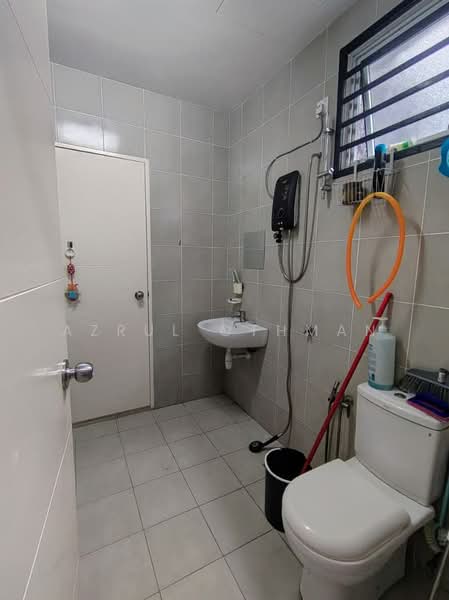 Rumah Teres 2 Tingkat untuk Dijual di Labu (Negeri Sembilan) - Azrul Othman - Bathroom - PropertyGuru.com.my