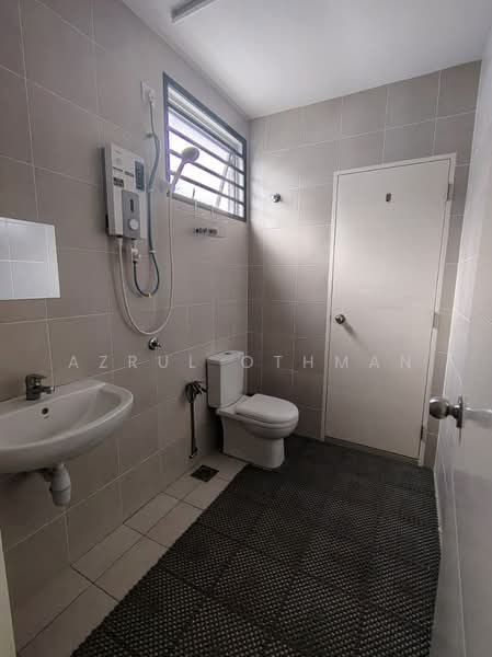 Rumah Teres 2 Tingkat untuk Dijual di Labu (Negeri Sembilan) - Azrul Othman - Bathroom - PropertyGuru.com.my