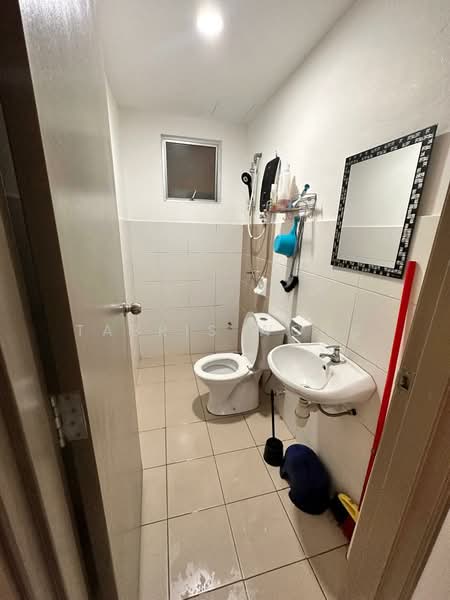 Pangsapuri untuk Disewa di Trifolis - Tabris Wong - Bathroom - PropertyGuru.com.my