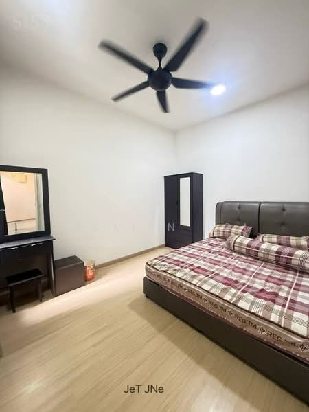 Servis Apartment untuk Disewa di Gravit8, Klang - Zackinn Hoi - PropertyGuru.com.my