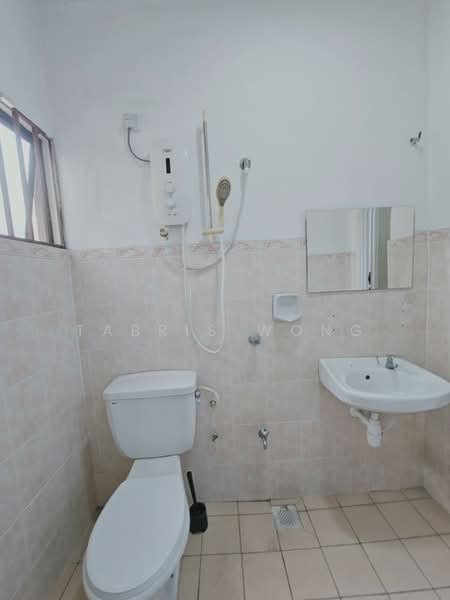 Rumah Teres untuk Dijual di Bandar Puteri Klang (Klang) - Tabris Wong - Bathroom - PropertyGuru.com.my