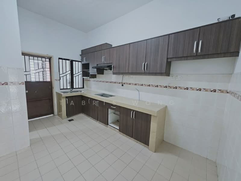 Rumah Teres untuk Dijual di Bandar Puteri Klang (Klang) - Tabris Wong - Kitchen - PropertyGuru.com.my