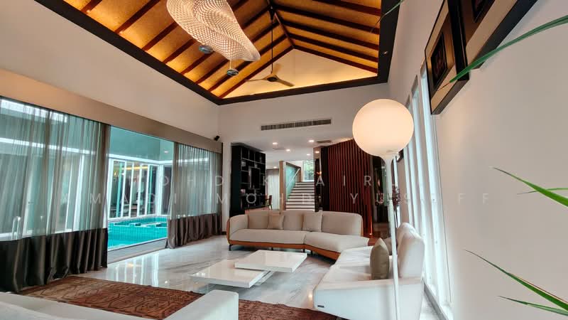 Rumah Banglo untuk Dijual di Shah Alam (Selangor) - Mohd Khairul Amadi Mohd Yusoff - Living Room - PropertyGuru.com.my