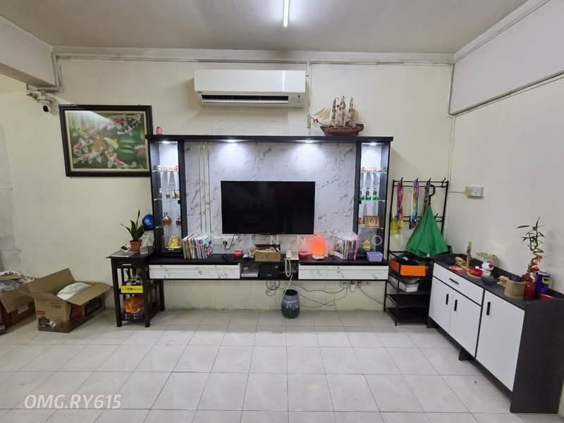 Rumah Teres 2 Tingkat untuk Dijual di Pandamaran (Klang) - Zackinn Hoi - Living Room - PropertyGuru.com.my