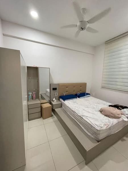 Kondominium untuk Disewa di Orange Regency - Wendy Pey - Bedroom - PropertyGuru.com.my