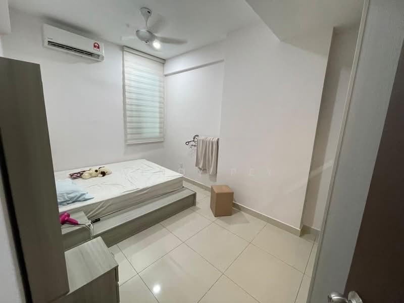 Kondominium untuk Disewa di Orange Regency - Wendy Pey - Bedroom - PropertyGuru.com.my