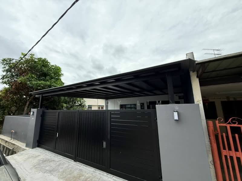 Semi-Detached House for Sale in Taman Bunga Ros (Tebrau) - Cindy Lim - Exterior - PropertyGuru.com.my