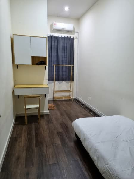 2-storey Terraced House for Rent in Taman Mount Austin (Tebrau) - YC Fung - Bedroom - PropertyGuru.com.my
