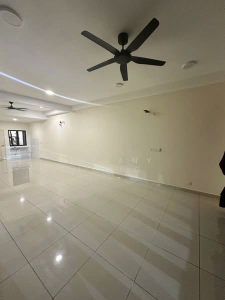 3-storey Terraced House for Sale in Sepang (Selangor) - Tiffany Leong - Living Room - PropertyGuru.com.my