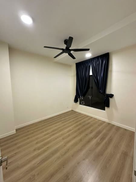 3-storey Terraced House for Sale in Sepang (Selangor) - Tiffany Leong - Bedroom - PropertyGuru.com.my