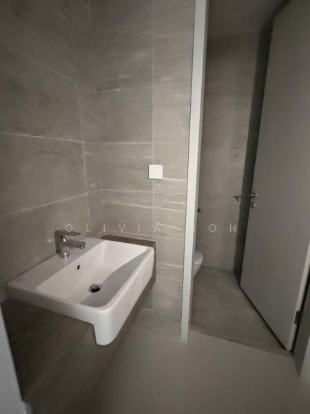 Service Residence for Sale at Edelweiss @ Tropicana Gardens - Olivia Hoh - Bathroom - PropertyGuru.com.my