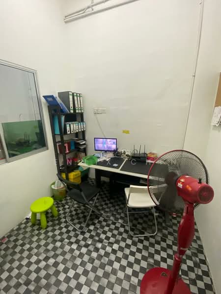 Rumah Niaga untuk Disewa di Seksyen 10 Wangsa Maju (Wangsa Maju) - Dennix Chin - Study - PropertyGuru.com.my