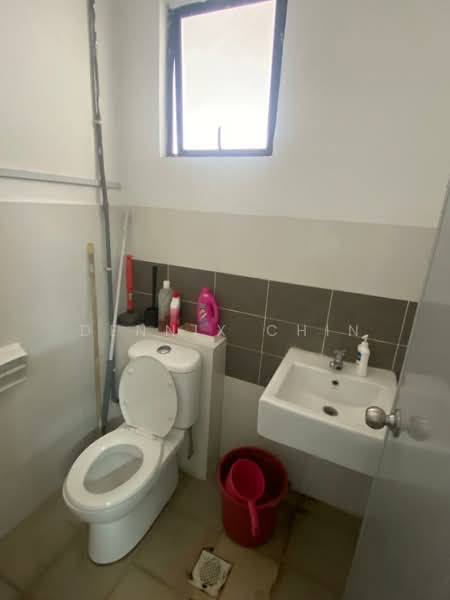 Rumah Niaga untuk Disewa di Seksyen 10 Wangsa Maju (Wangsa Maju) - Dennix Chin - Bathroom - PropertyGuru.com.my