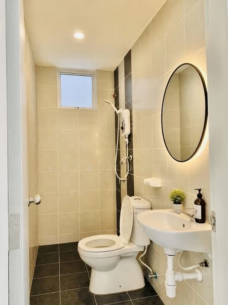 Condominium for Rent at IDAMAN CAHAYA 2 - Erin Yusof - Bathroom - PropertyGuru.com.my