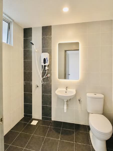 Condominium for Rent at IDAMAN CAHAYA 2 - Erin Yusof - Bathroom - PropertyGuru.com.my