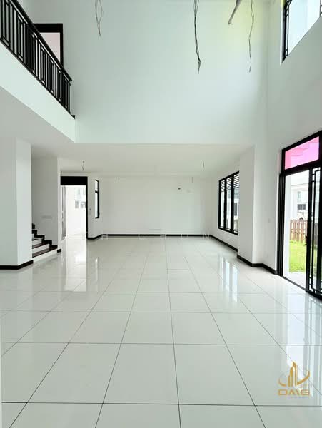 Semi-Detached House for Sale in Setia Eco Park (Setia Alam) - KH Chong - Living Room - PropertyGuru.com.my