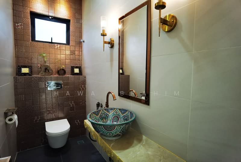 Zero-Lot Bungalow for Sale in Shah Alam (Selangor) - Hawa Ibrahim - Bathroom - PropertyGuru.com.my