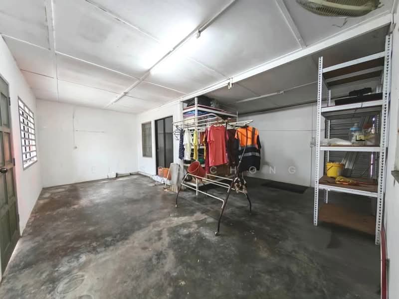 Rumah Teres 1 Tingkat untuk Dijual di Taman Rinting (Masai) - Elissa Chong - PropertyGuru.com.my