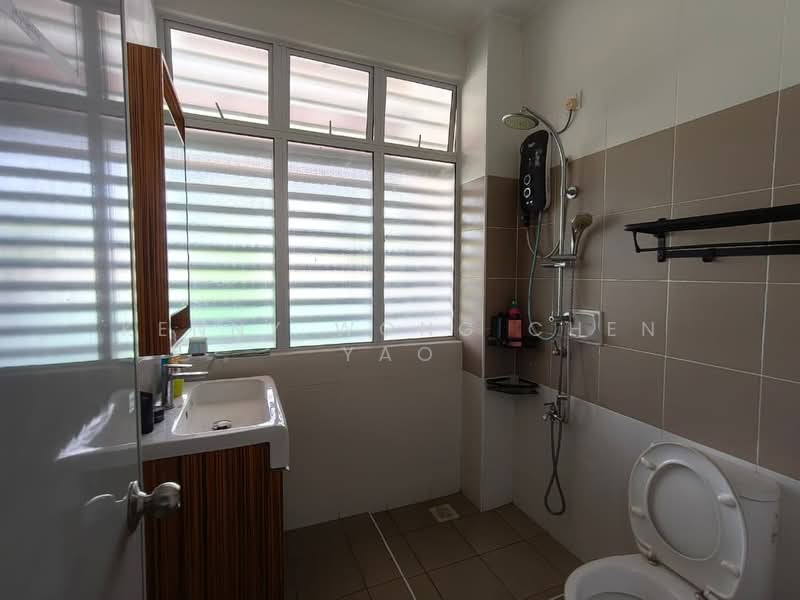 Rumah Teres 2 Tingkat untuk Disewa di Taman Nusa Sentral (Iskandar Puteri (Nusajaya)) - Kenny Wong Chen Yao - Bathroom - PropertyGuru.com.my