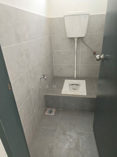 Shop for Rent in Austin Crest (Johor Bahru) - Alan Lin - Bathroom - PropertyGuru.com.my