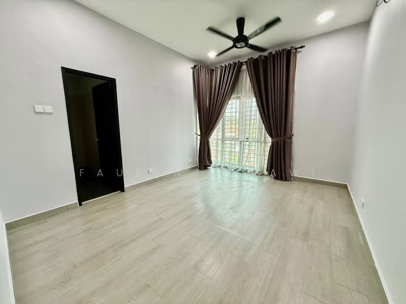 Kondominium untuk Dijual di Lake Vista Residence (Tasik Vista Residen) - Fauran Nawawi - Interior - PropertyGuru.com.my
