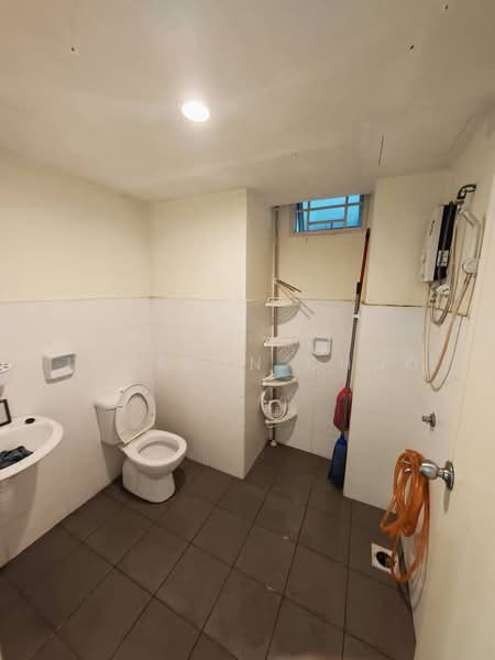 Servis Apartment untuk Dijual di Tebrau City Residences - Jameson Choo - Bathroom - PropertyGuru.com.my