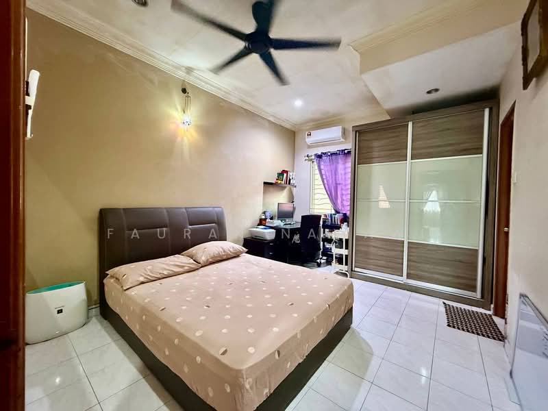 2-storey Terraced House for Sale in Shah Alam (Selangor) - Fauran Nawawi - PropertyGuru.com.my