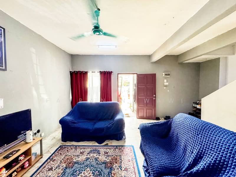 2-storey Terraced House for Sale in Sepang (Selangor) - Fauran Nawawi - Living Room - PropertyGuru.com.my