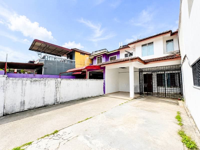 2-storey Terraced House for Sale in Sepang (Selangor) - Fauran Nawawi - PropertyGuru.com.my