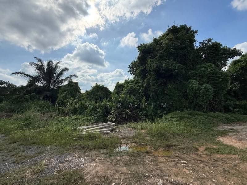 Tanah Kediaman untuk Dijual di Dengkil (Selangor) - Azizirrahim . - Exterior - PropertyGuru.com.my