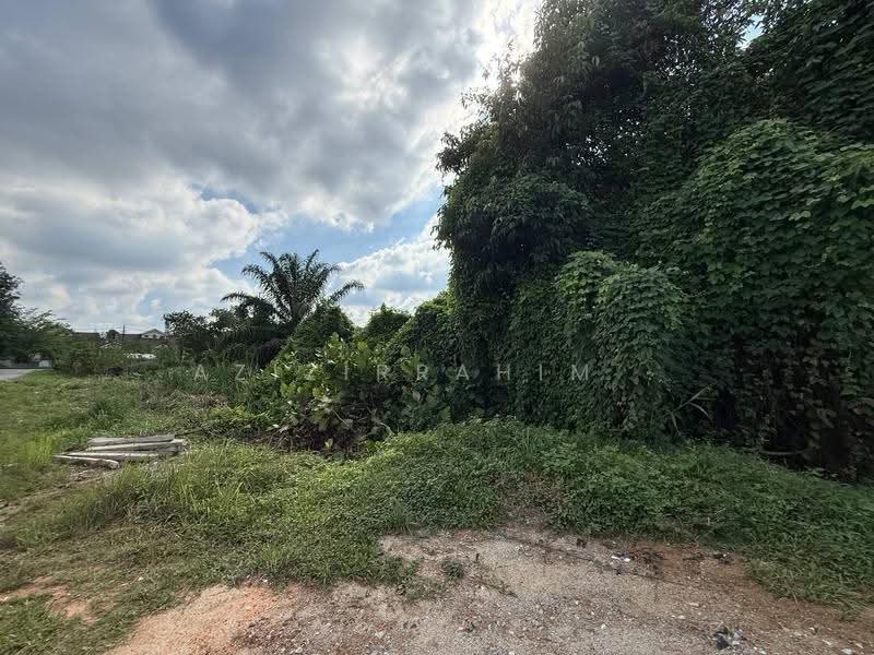Tanah Kediaman untuk Dijual di Dengkil (Selangor) - Azizirrahim . - Exterior - PropertyGuru.com.my