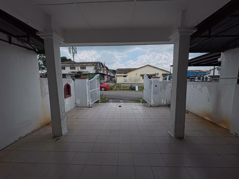 1-storey Terraced House for Sale in Taman Universiti (Skudai) - Erness Tan - Exterior - PropertyGuru.com.my