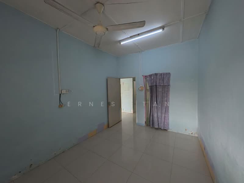 1-storey Terraced House for Sale in Taman Universiti (Skudai) - Erness Tan - Interior - PropertyGuru.com.my