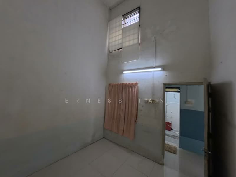 1-storey Terraced House for Sale in Taman Universiti (Skudai) - Erness Tan - Interior - PropertyGuru.com.my