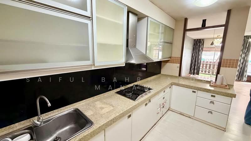 Condominium for Sale at Perdana Exclusive - Saiful Bahri Abdul Manan - Kitchen - PropertyGuru.com.my