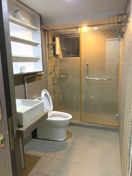 Kondominium untuk Disewa di Shang Villa - Hanz Low - Bathroom - PropertyGuru.com.my