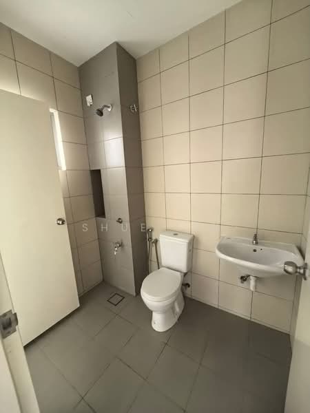 2-storey Terraced House for Sale in Bandar Bukit Tinggi (Klang) - Shue Tan - Bathroom - PropertyGuru.com.my