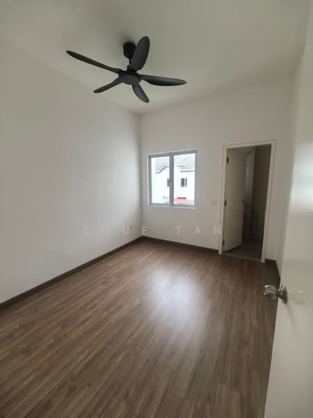 2-storey Terraced House for Sale in Bandar Bukit Tinggi (Klang) - Shue Tan - Interior - PropertyGuru.com.my