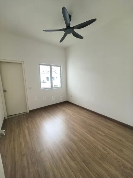 2-storey Terraced House for Sale in Bandar Bukit Tinggi (Klang) - Shue Tan - PropertyGuru.com.my